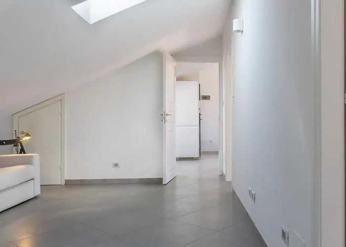 New!apt 2 Min Walk From Central Station شقة