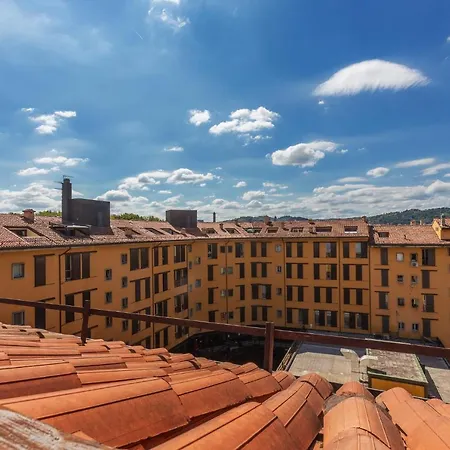 New!apt 2 Min Walk From Central Station Bolonha