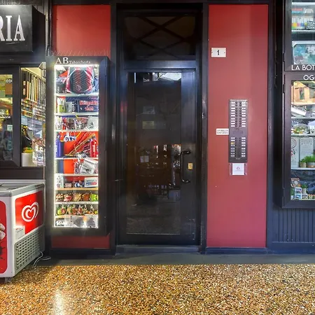 New!apt 2 Min Walk From Central Station דירה בולוניה