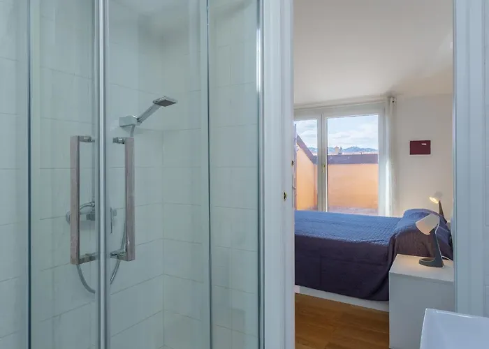 New!apt 2 Min Walk From Central Station Apartment *