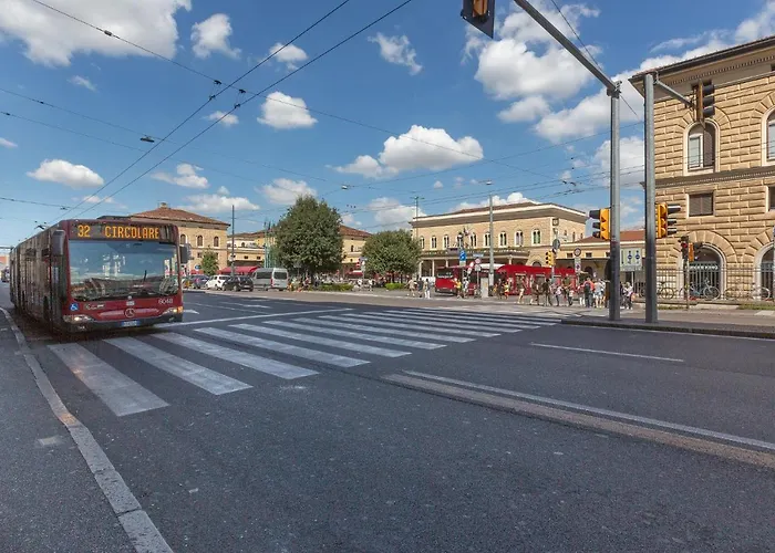 New!apt 2 Min Walk From Central Station *